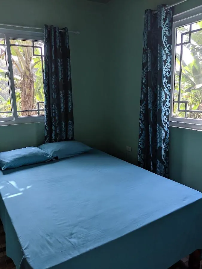 O & G Guesthouse Accompong Maroon